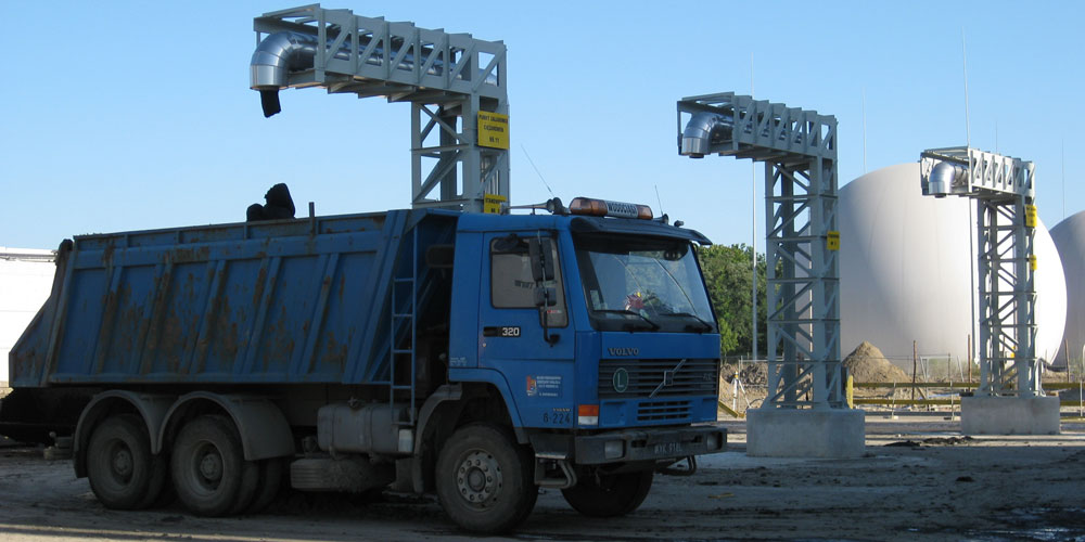 Emergency truck loading station