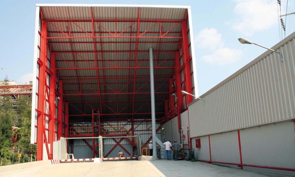 Sludge reception hall