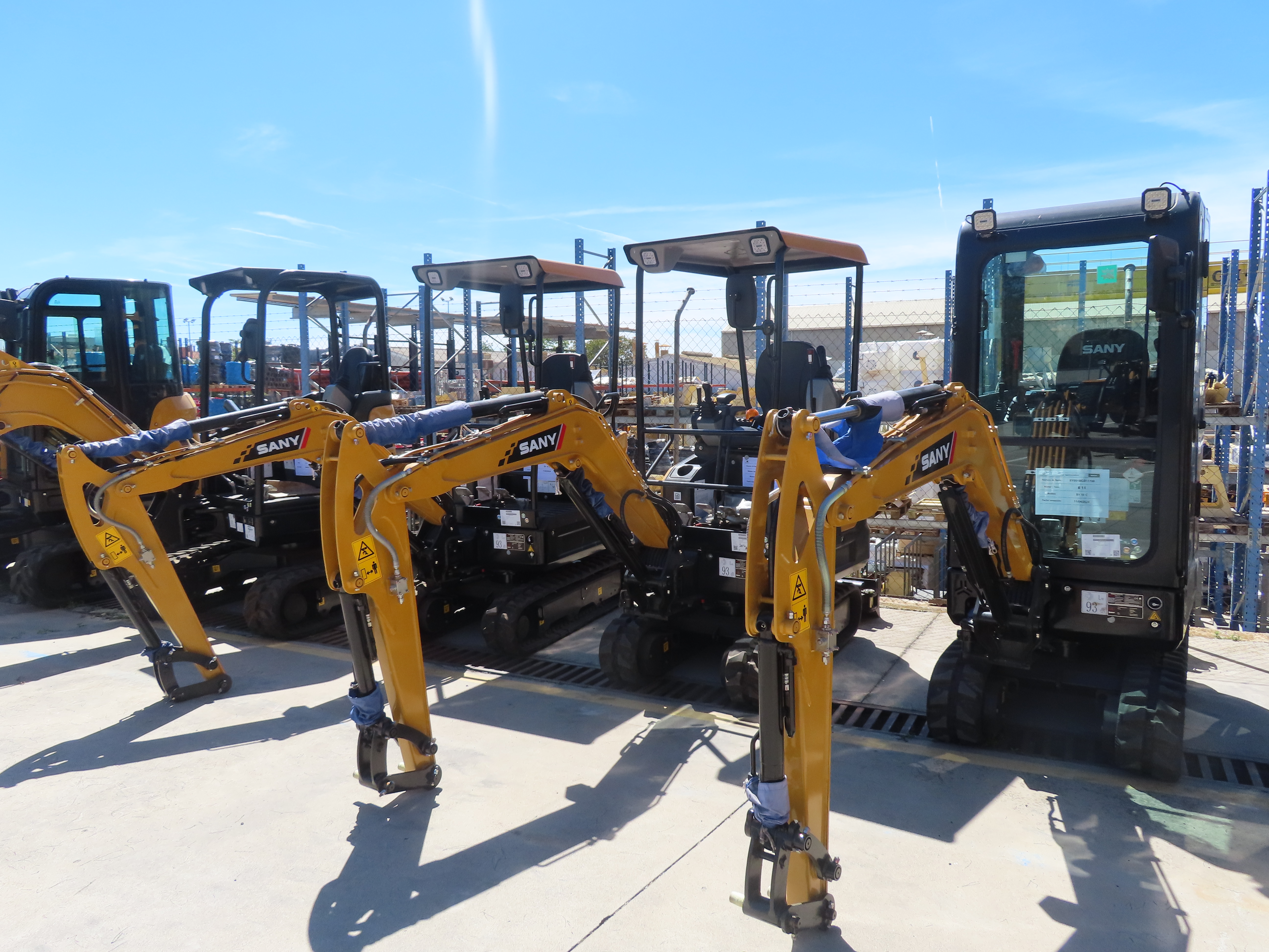 SANY drives the market with its mini-excavators